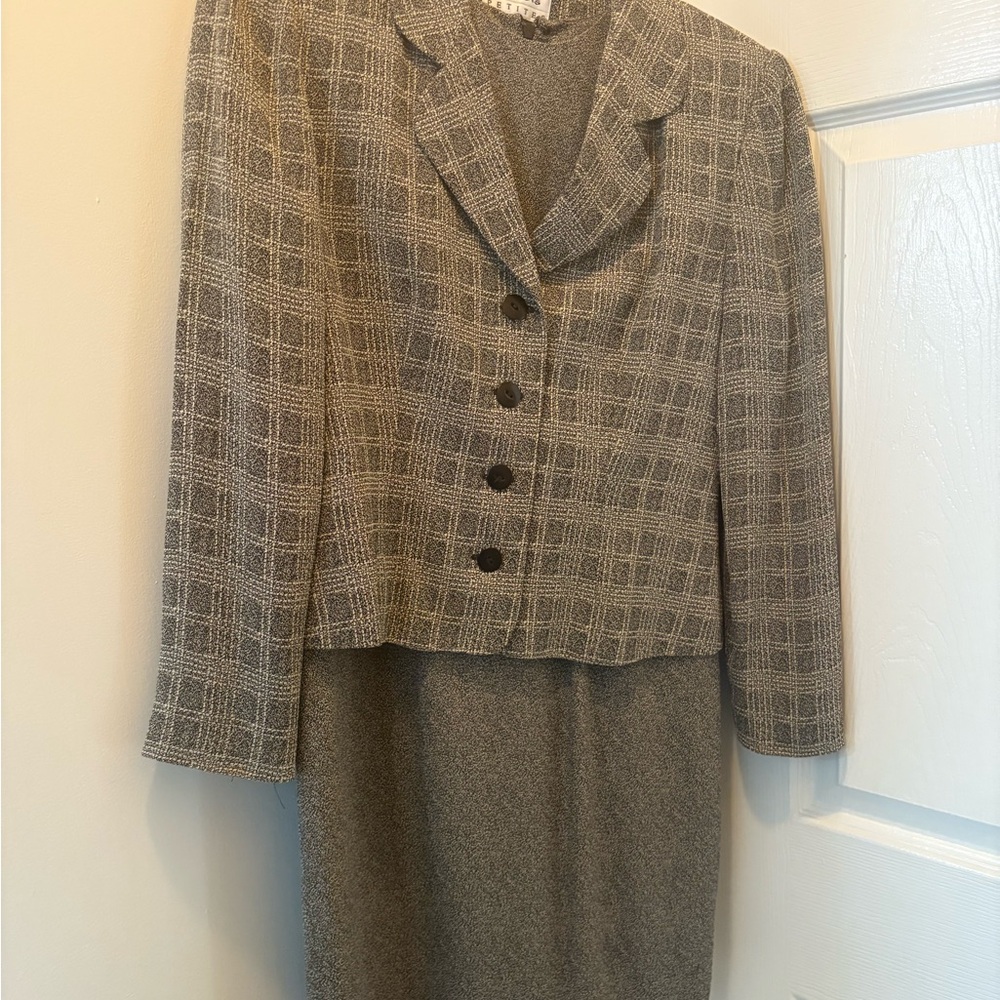 Talbots Women’s Gray Two-Piece Suit